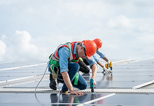 Optimize-Your-Solar-PV-Installation-with-a-Solar-Irradiance-Simulator